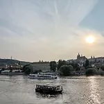Apartamento O21 By Interhome Praga