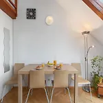 O21 By Interhome Apartamento Praga