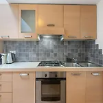 O21 By Interhome