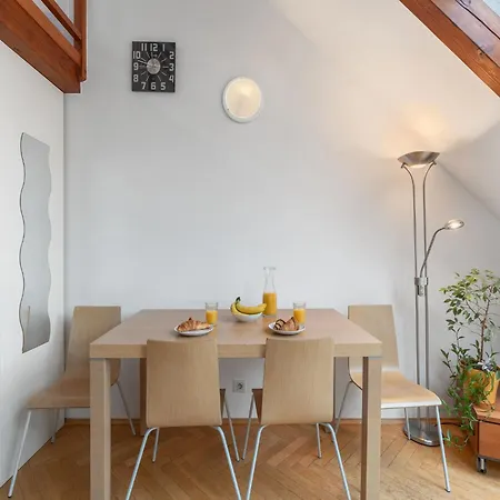 O21 By Interhome Lägenhet Prag