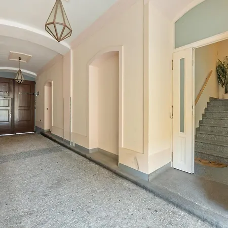 Apartamento O21 By Interhome Praga