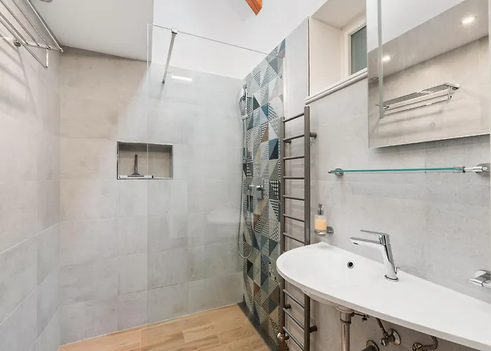 Apartamento O21 By Interhome Praga